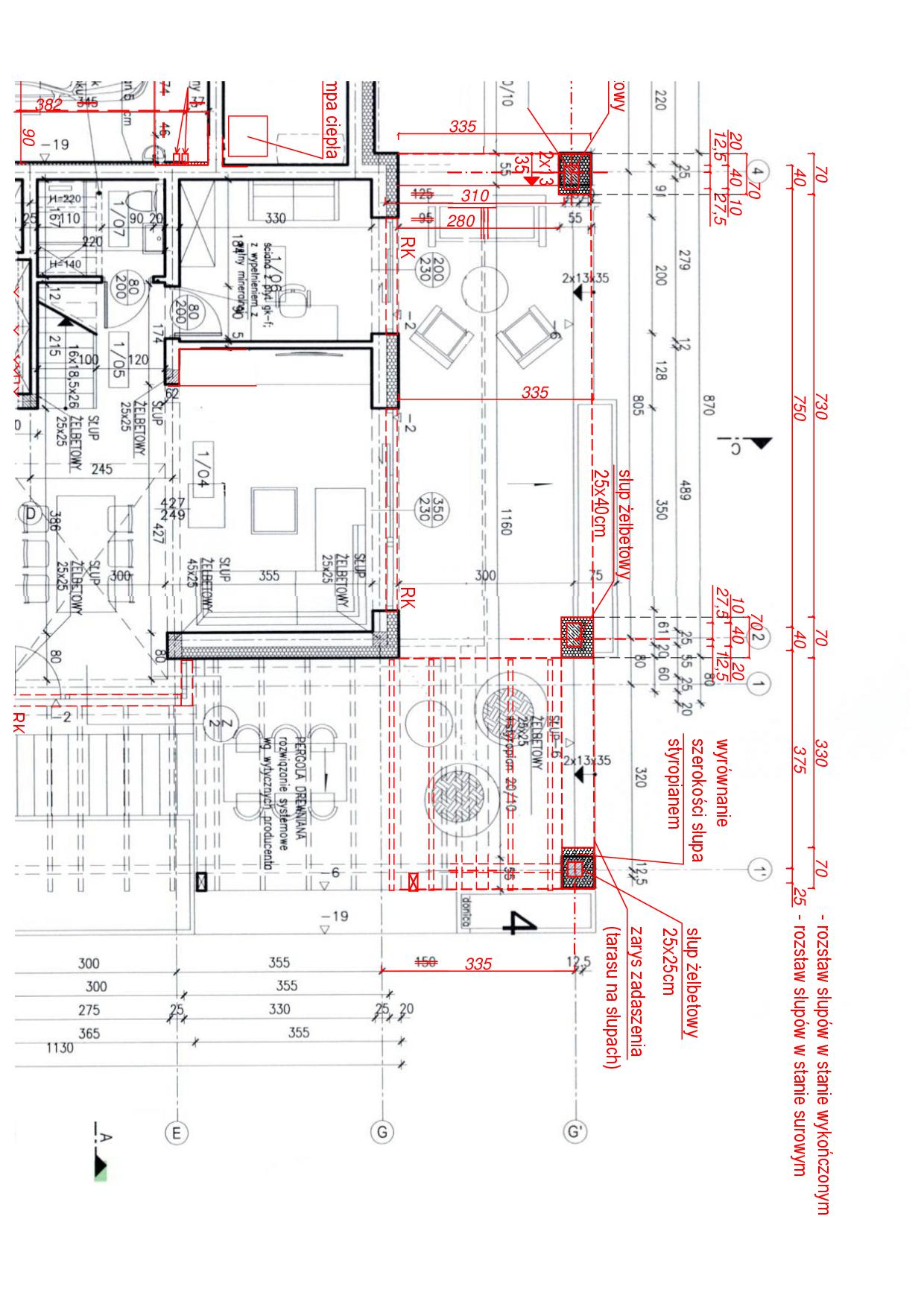 Architekt adaptujący nanosi zmiany na rysunki (rzuty, przekroje, elewacje).